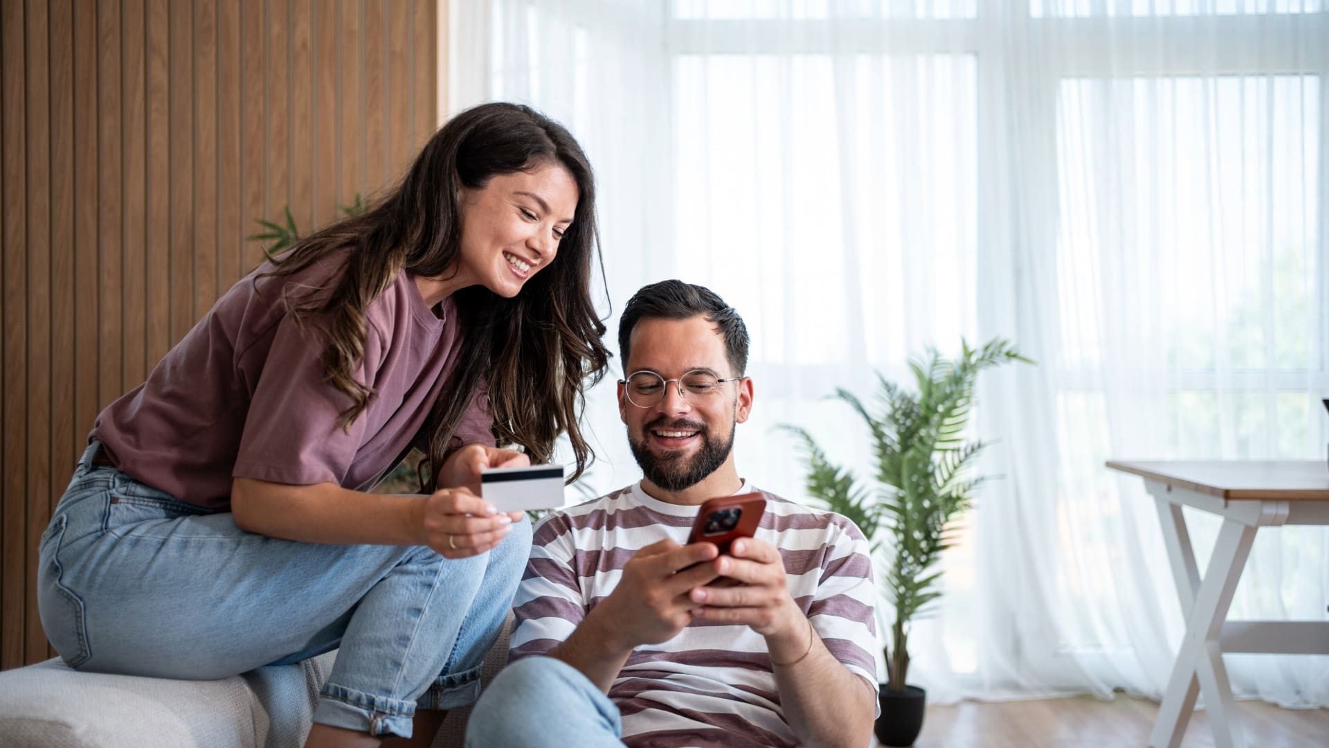 Customer Service Image 3 2